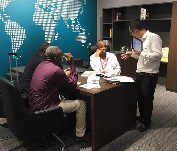 鴻業家具第43屆家博會