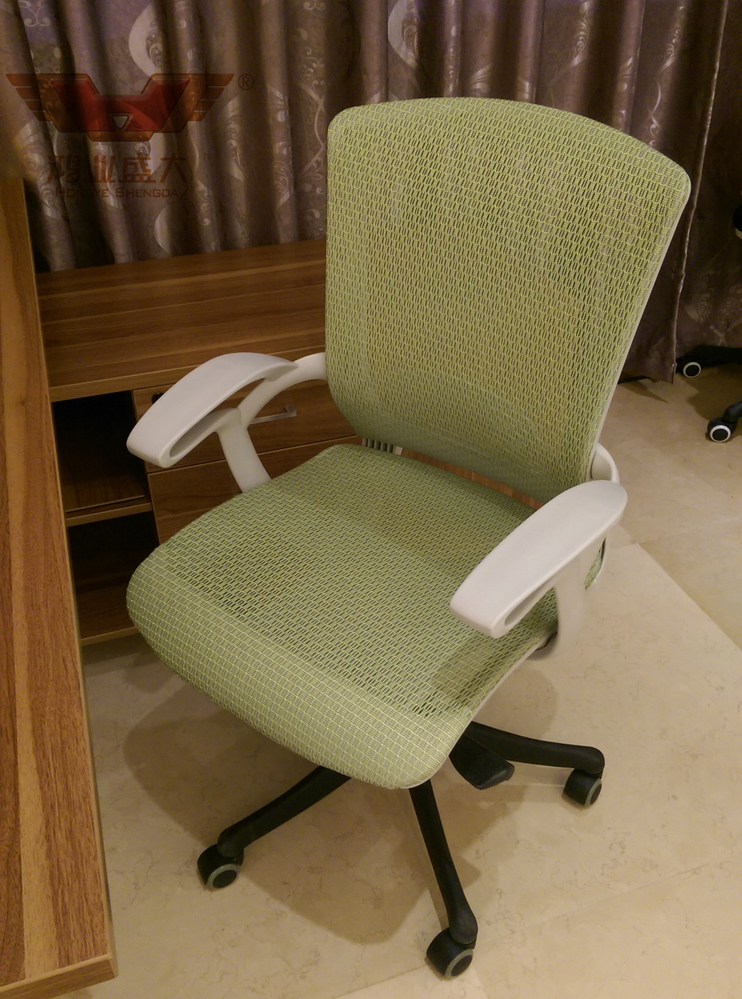 鴻業盛大員工電腦椅實拍