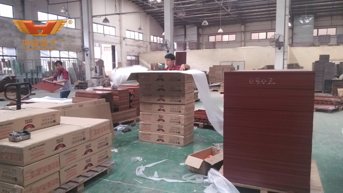 小編也在半個月前跟蹤拍攝了陜西某政府的車間包裝現場