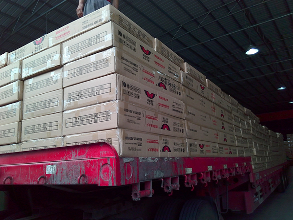 辦公家具庫存問題困擾您？8000W辦公家具庫存是鴻業的優勢