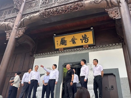 廣東省人大黨組領導調研鴻業集團鴻園文旅項目，聚焦法治保障貢獻人大力量